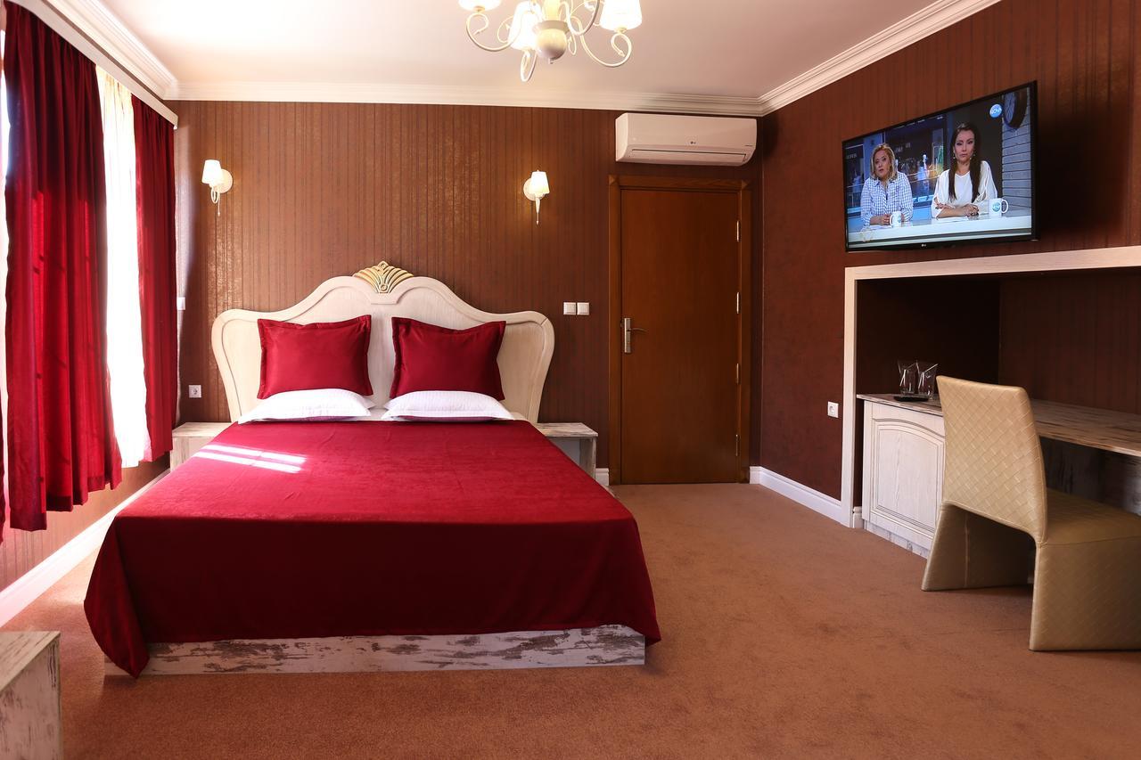 Hotel Green Garden Sumen Kültér fotó