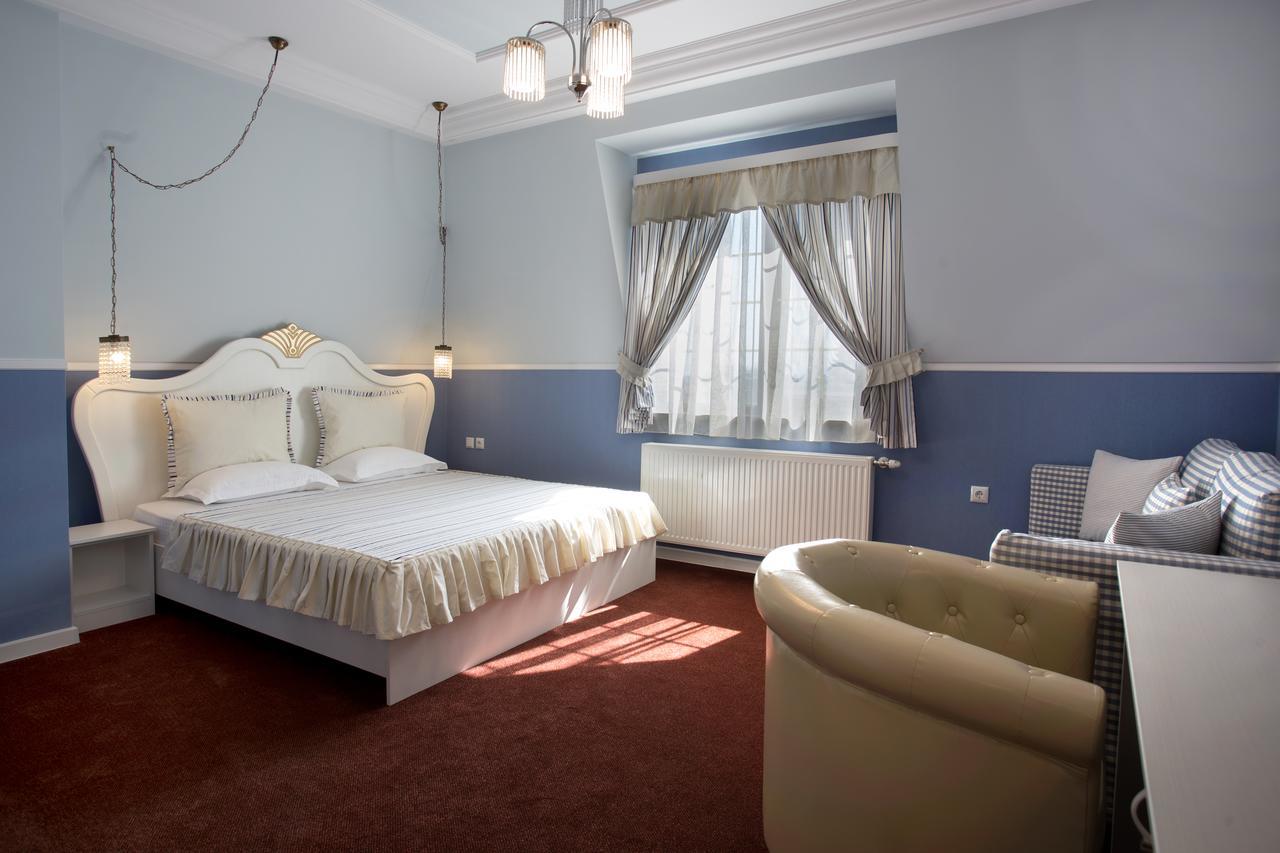 Hotel Green Garden Sumen Kültér fotó